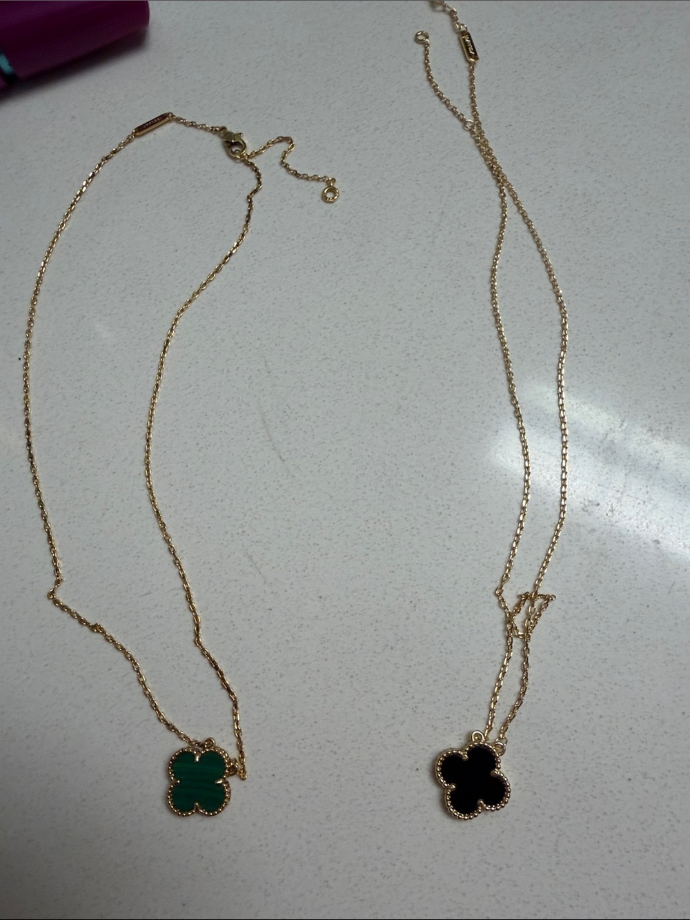 Clover Necklaces - Green or Black ! 🍀🖤